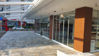 12019966_561709703981211_3313401342728828137_n